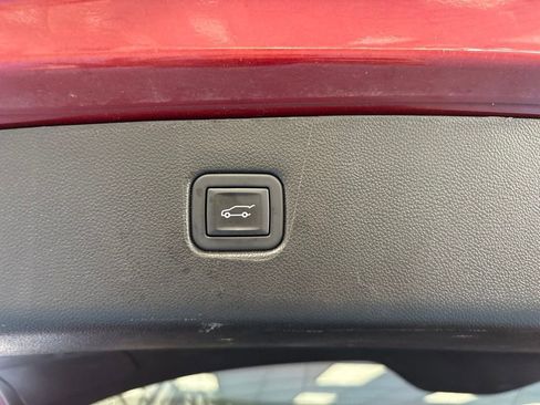 Certified 2023 Chevrolet Blazer RS FWD image 9