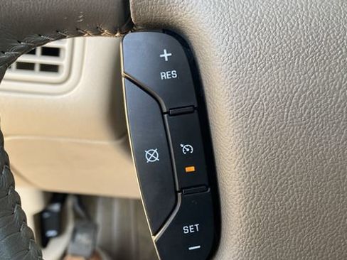 Used 2007 Buick LaCrosse CXL w/ Chromed Appearance Package image 22