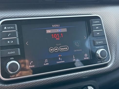Used 2020 Nissan Kicks SV FWD image 21