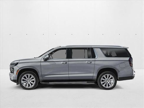 New 2026 Chevrolet Suburban Premier RWD image 3