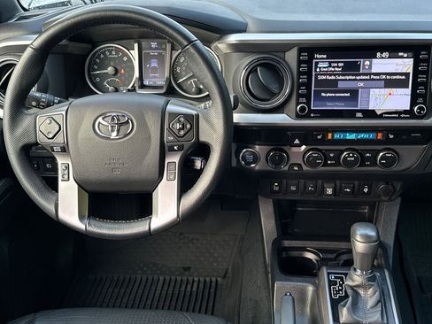 Used 2023 Toyota Tacoma Limited image 14