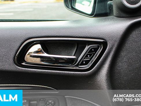 Used 2024 Dodge Durango GT image 39