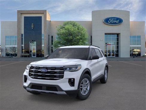 New 2026 Ford Explorer Active image 2