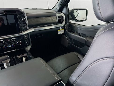 New 2025 Ford F150 Lariat w/ Equipment Group 501A Mid image 28