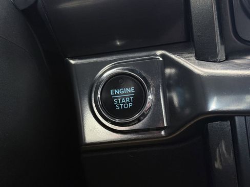 Used 2021 Ford F150 Lariat w/ Equipment Group 502A High image 56