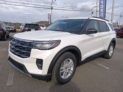 New 2026 Ford Explorer Active image 7