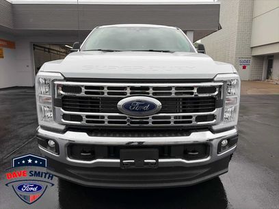 New 2026 Ford F250 XLT w/ FX4 Off-Road Package