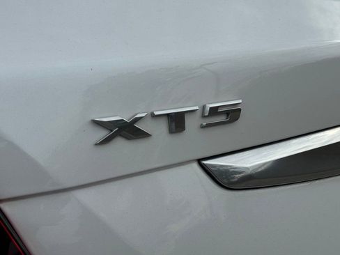 Certified 2024 Cadillac XT5 Premium Luxury w/ Technology Package AWD/4WD image 13