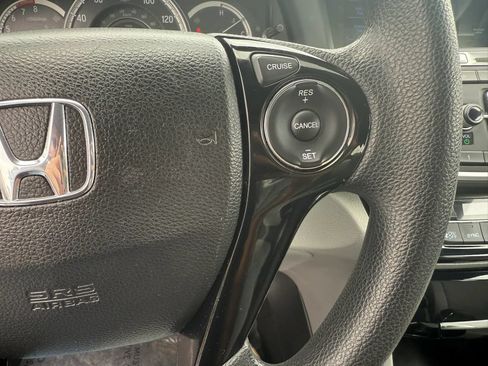 Used 2016 Honda Accord LX image 23