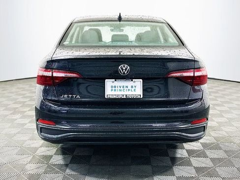 Used 2024 Volkswagen Jetta S image 7