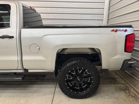 Used 2019 Chevrolet Silverado 1500 W/T w/ WT Convenience Package AWD/4WD image 5