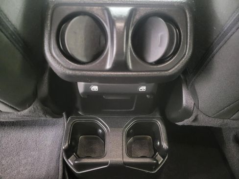 Used 2020 Jeep Gladiator Sport w/ Quick Order Package 24S image 22