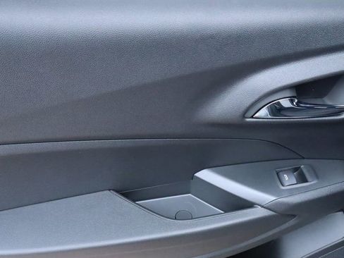 New 2026 Chevrolet Trax RS w/ Driver Confidence Package FWD image 17