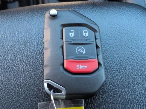 Certified 2023 Jeep Wrangler Unlimited Sahara w/ Cold Weather Group image 32