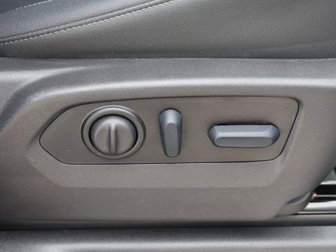 Used 2022 Chevrolet Silverado 2500 LTZ w/ LTZ Plus Package image 21