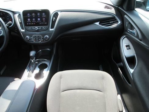 Used 2023 Chevrolet Malibu LT w/ Redline Edition FWD image 15