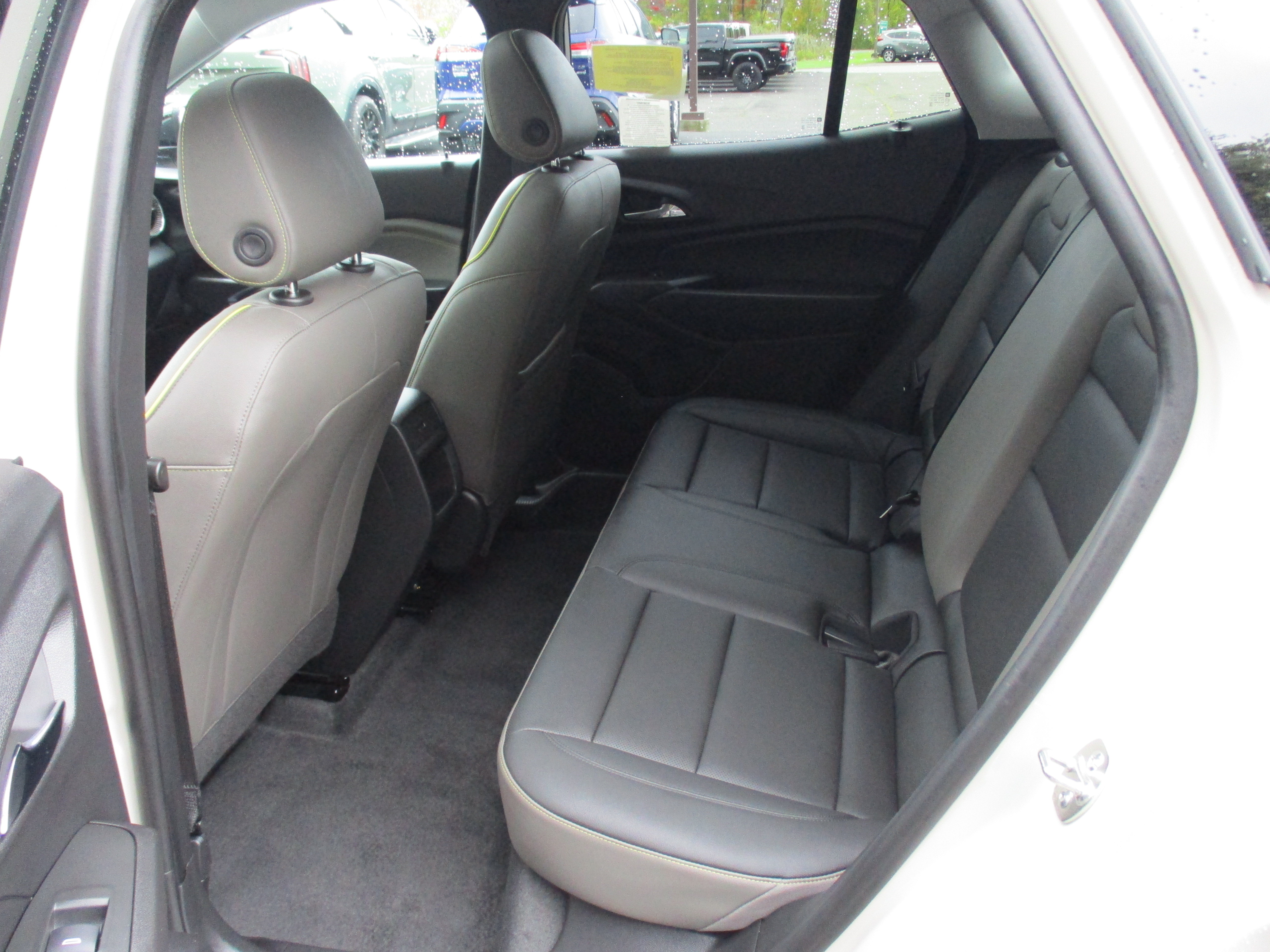 Used 2026 Chevrolet Trax ACTIV w/ Sunroof Package FWD image 13