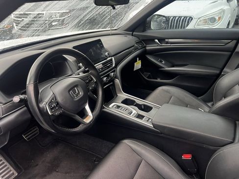 Used 2022 Honda Accord Sport image 5