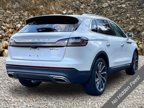 Used 2019 Lincoln Nautilus Reserve AWD/4WD image 2