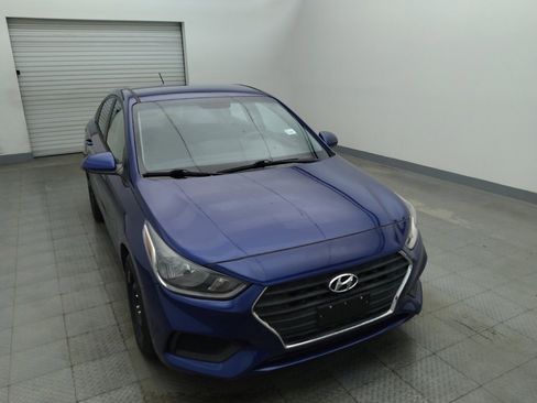 Used 2021 Hyundai Accent SE FWD image 14