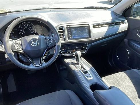 Used 2019 Honda HR-V EX image 14