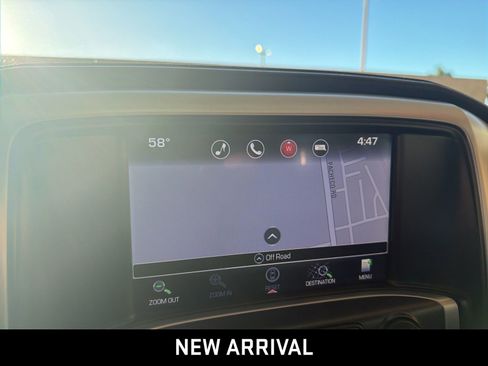 Used 2016 GMC Sierra 1500 SLT w/ SLT Premium Package image 4