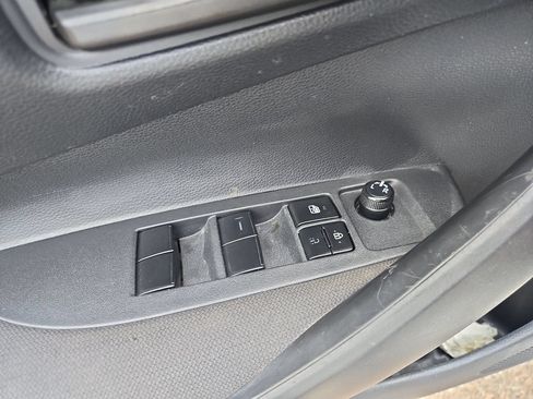 Used 2024 Toyota Corolla LE FWD image 19