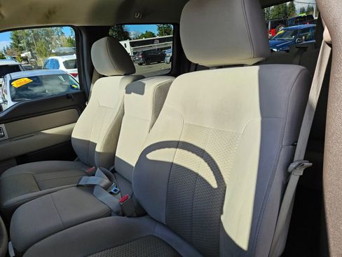 Used 2010 Ford F150 XLT image 12