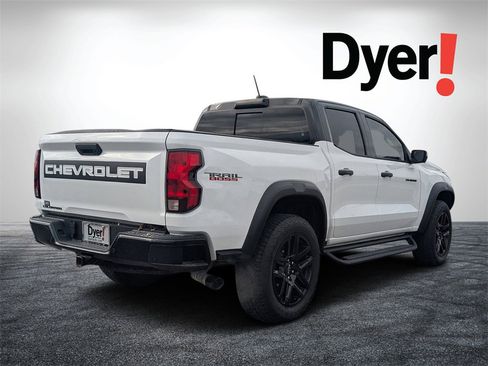 Certified 2023 Chevrolet Colorado Trail Boss w/ Technology Package image 6