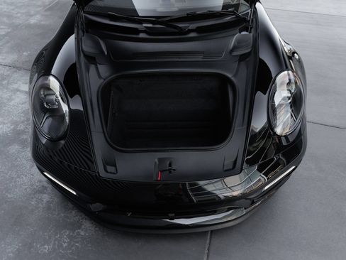 Certified 2024 Porsche 911 Carrera GTS RWD image 42