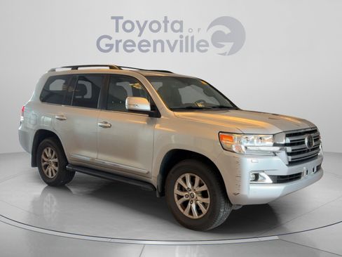 Used 2019 Toyota Land Cruiser AWD/4WD image 8