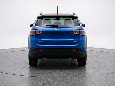 Used 2025 Jeep Compass Limited AWD/4WD image 7