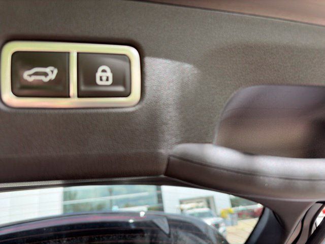 Used 2023 Kia Sorento X-Line EX AWD/4WD image 9