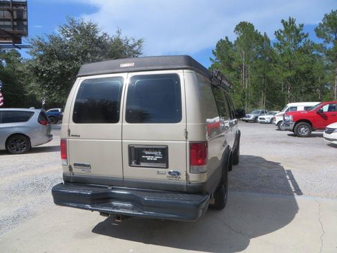 Used 2012 Ford E-250 and Econoline 250 Extended w/ Commercial Cargo Van Pkg RWD image 6