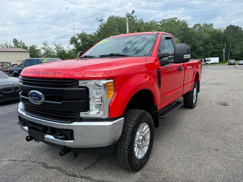 Used 2017 Ford F250 XL w/ STX Appearance Package AWD/4WD image 2