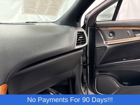 Used 2019 Lincoln Nautilus Reserve image 24