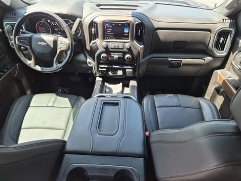 Used 2020 Chevrolet Silverado 1500 High Country w/ Technology Package image 11