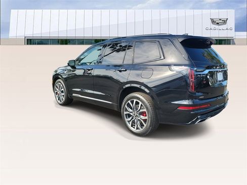 Certified 2023 Cadillac XT6 Sport w/ Technology Package image 6