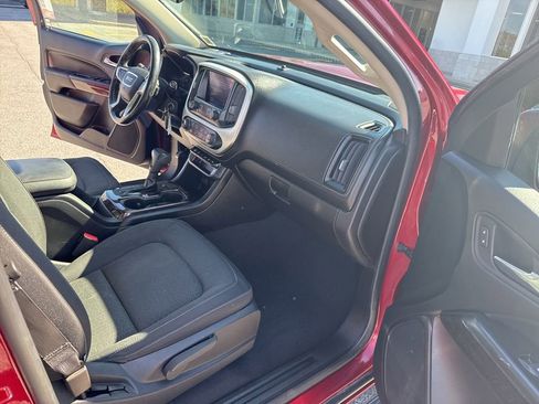 Used 2019 GMC Canyon SLE w/ Driver Alert Package image 14