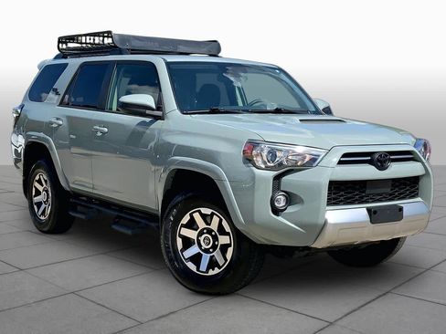 Used 2023 Toyota 4Runner TRD Off-Road AWD/4WD image 3