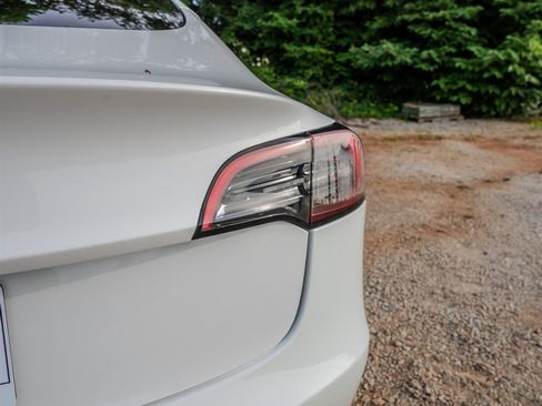 Used 2023 Tesla Model 3 Standard Range RWD image 11