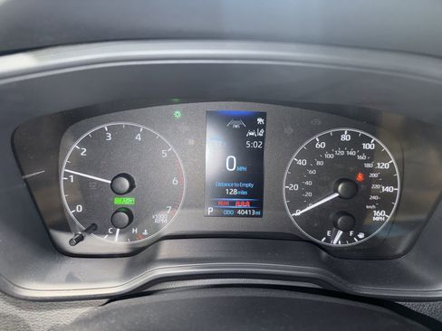 Used 2023 Toyota Corolla LE w/ LE Convenience Package image 18