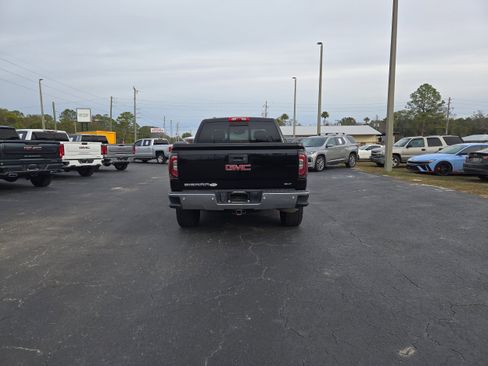 Used 2017 GMC Sierra 1500 SLT image 4