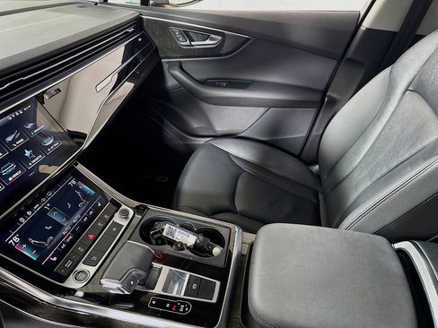 Used 2022 Audi Q7 3.0T Premium w/ Convenience Package image 25