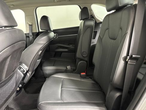 Used 2023 Kia Sorento SX FWD image 28