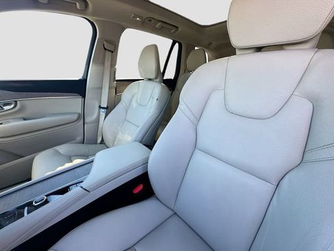 Used 2023 Volvo XC90 B6 Plus w/ Protection Package Premier AWD/4WD image 26