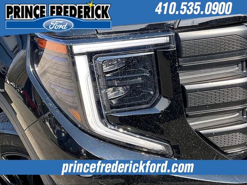 Used 2024 GMC Sierra 1500 Pro w/ Graphite Edition image 26