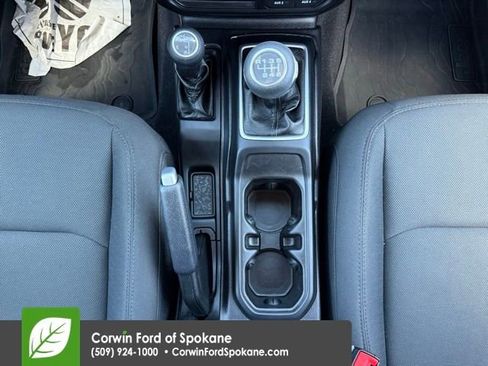 Used 2018 Jeep Wrangler Sport AWD/4WD image 26