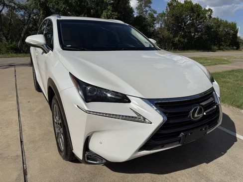 Used 2015 Lexus NX 200t FWD w/ Premium Package image 2