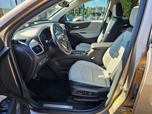 Used 2018 Chevrolet Equinox Premier AWD/4WD image 16